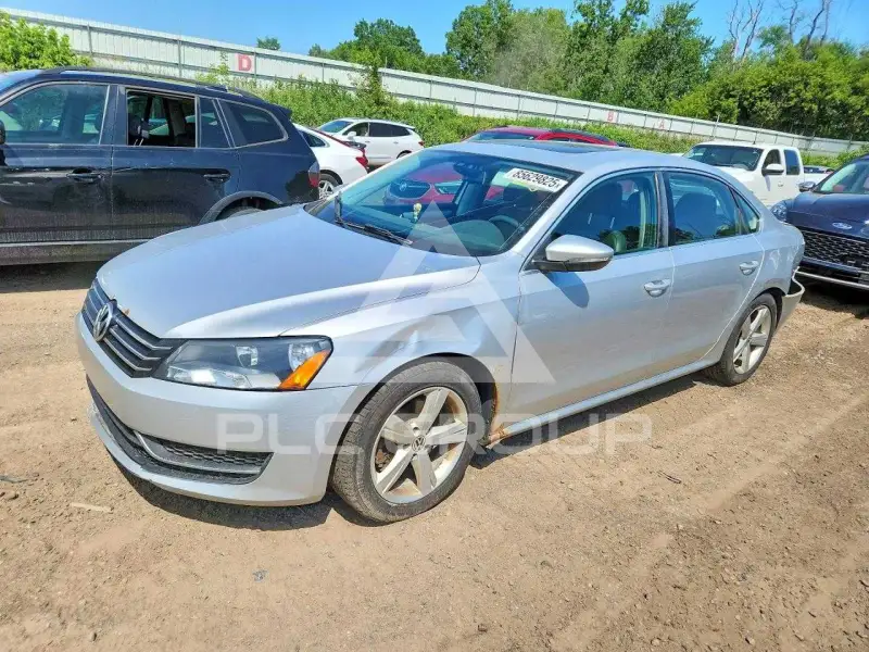 2012 Volkswagen Passat photo