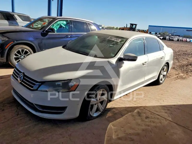 2012 Volkswagen Passat photo