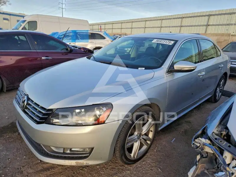 2012 Volkswagen Passat photo