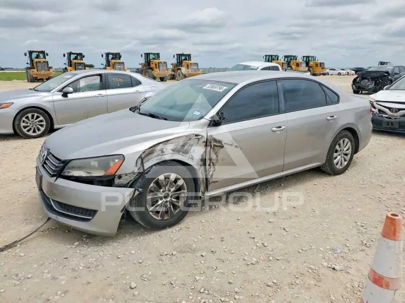 2012 Volkswagen Passat photo