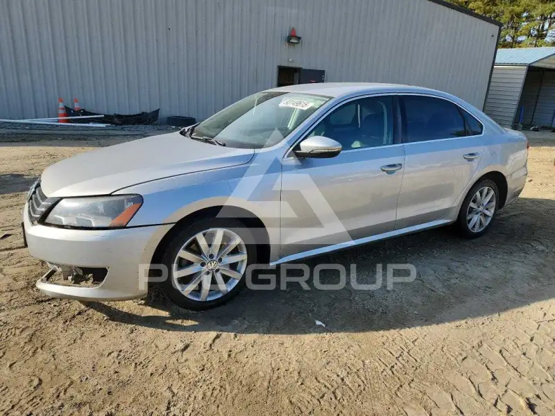 2012 Volkswagen Passat фото