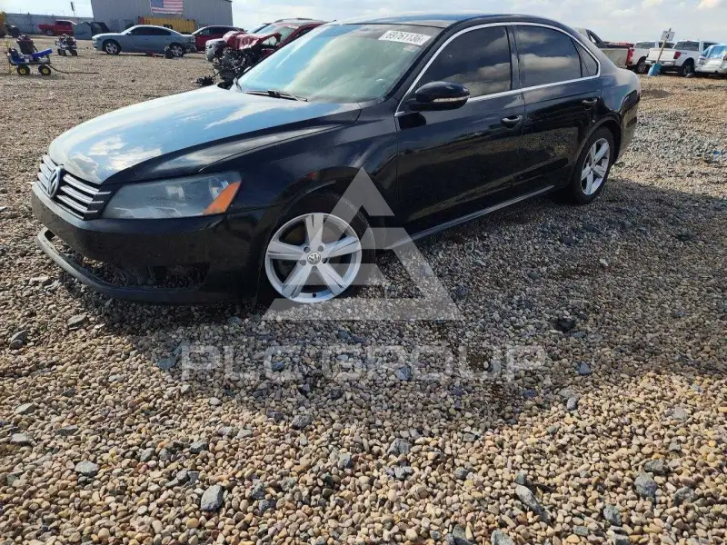 2012 Volkswagen Passat photo
