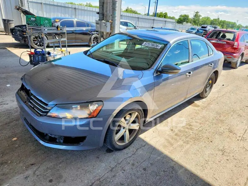2012 Volkswagen Passat фото
