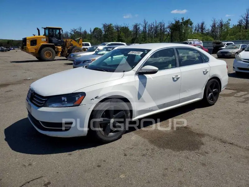 2012 Volkswagen Passat фото