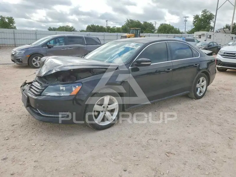 2012 Volkswagen Passat photo