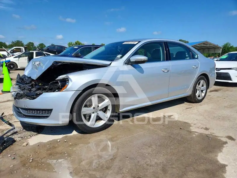 2012 Volkswagen Passat photo