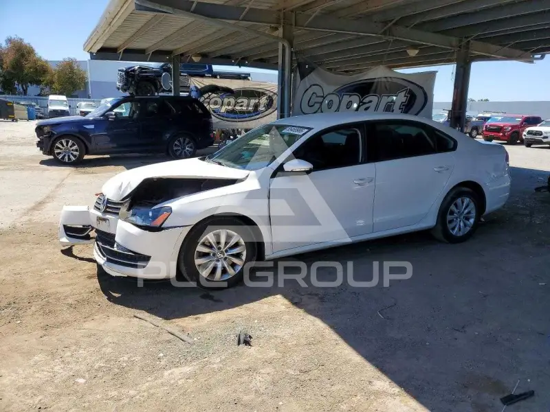 2012 Volkswagen Passat photo