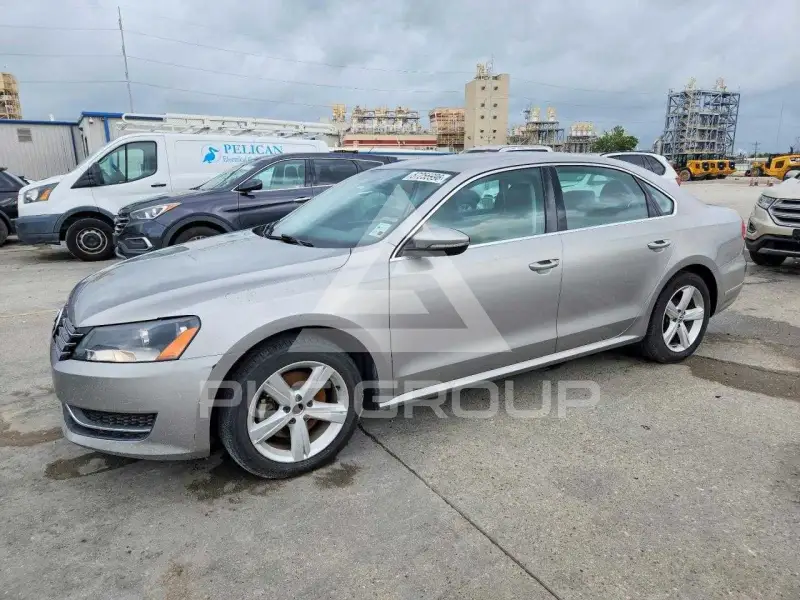 2012 Volkswagen Passat фото