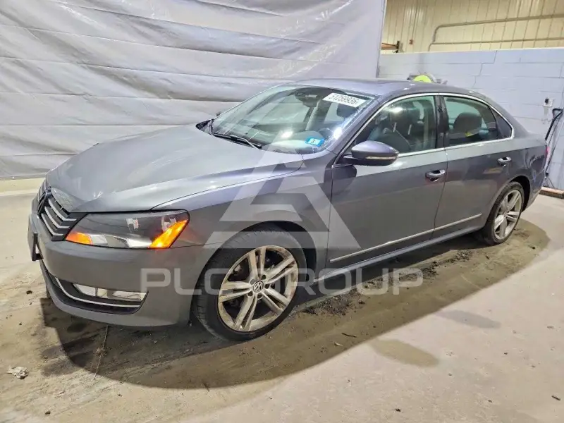 2012 Volkswagen Passat photo