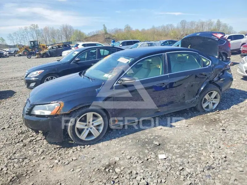 2012 Volkswagen Passat photo