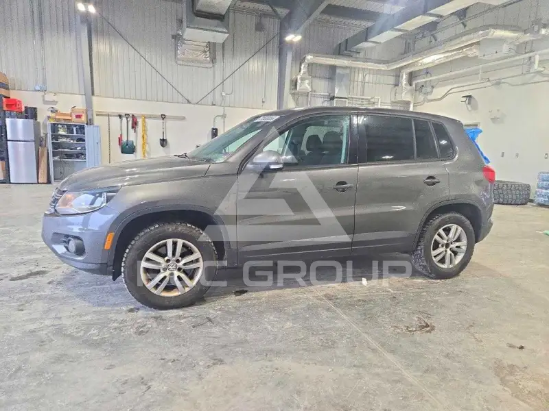 2012 Volkswagen Tiguan photo