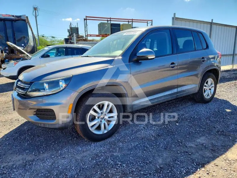 2012 Volkswagen Tiguan photo