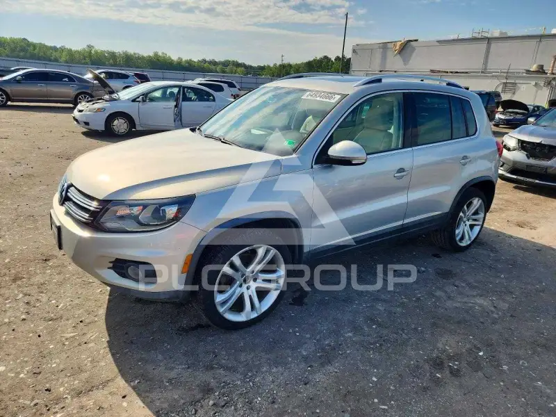 2012 Volkswagen Tiguan фото