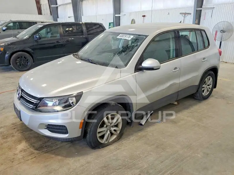 2012 Volkswagen Tiguan photo
