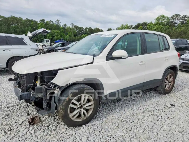 2012 Volkswagen Tiguan фото