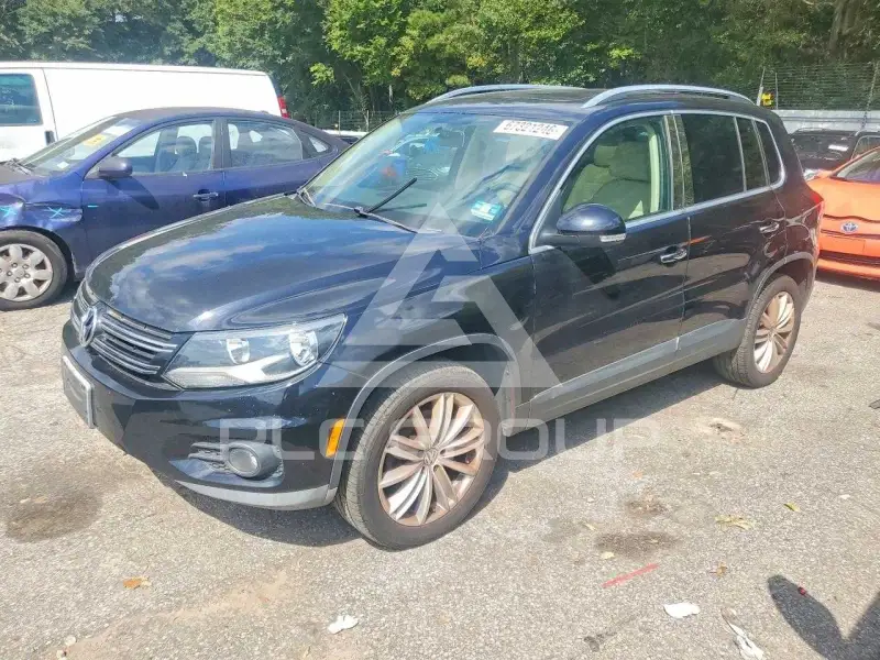 2012 Volkswagen Tiguan photo