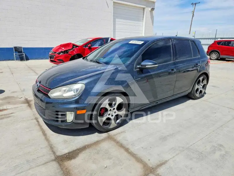2012 Volkswagen GTI фото