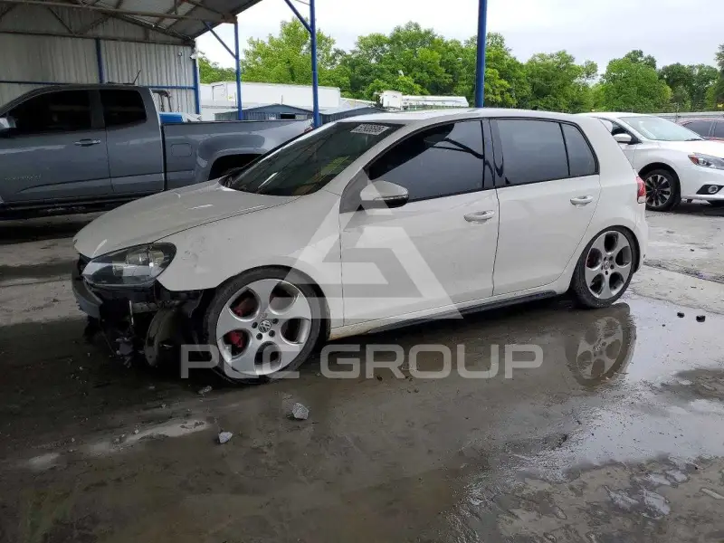 2012 Volkswagen GTI фото