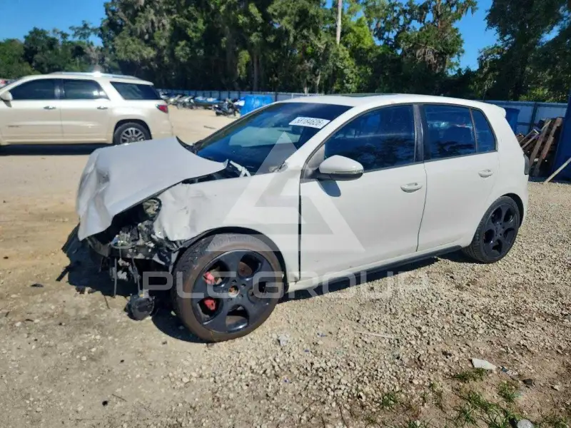 2012 Volkswagen GTI фото