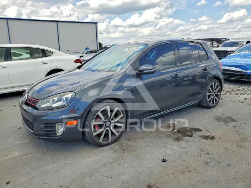 2011 Volkswagen GTI photo