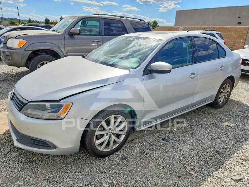 2012 Volkswagen Jetta фото
