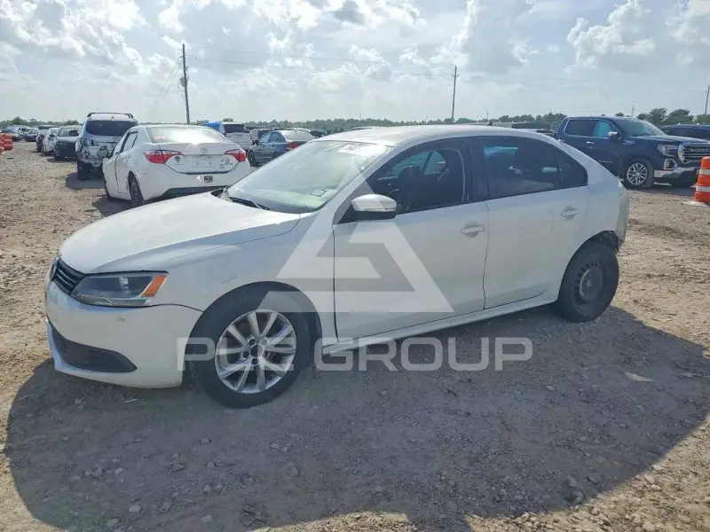 2012 Volkswagen Jetta photo