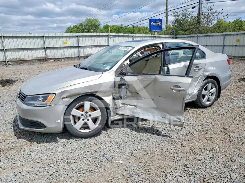 2012 Volkswagen Jetta photo