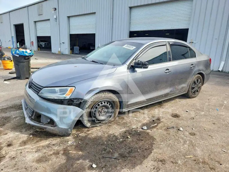 2012 Volkswagen Jetta photo