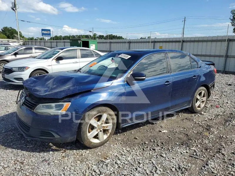 2012 Volkswagen Jetta photo