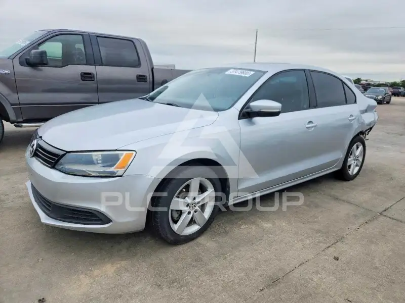 2012 Volkswagen Jetta фото