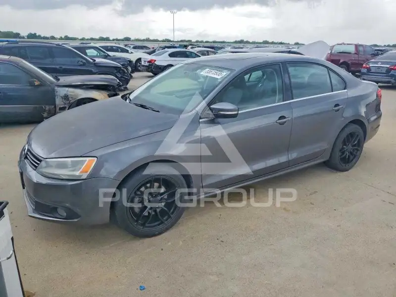 2012 Volkswagen Jetta photo