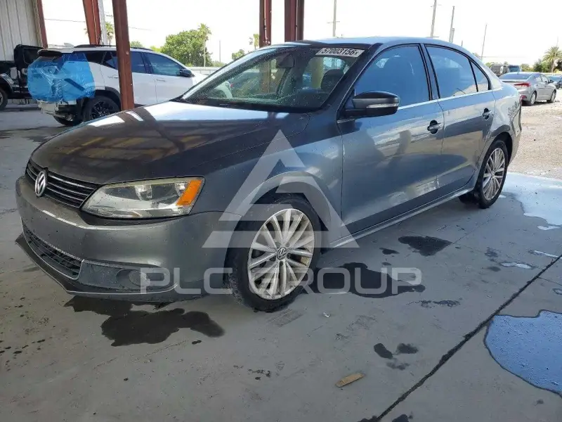 2012 Volkswagen Jetta photo