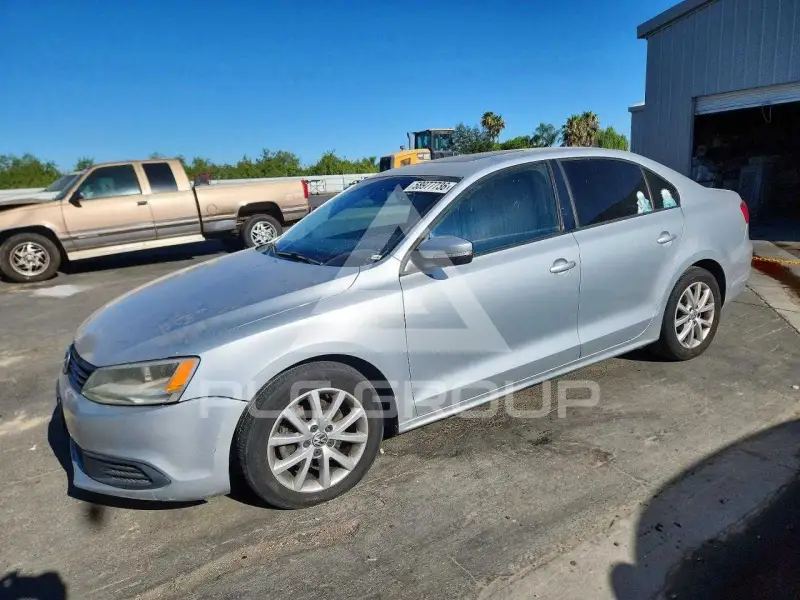 2012 Volkswagen Jetta photo