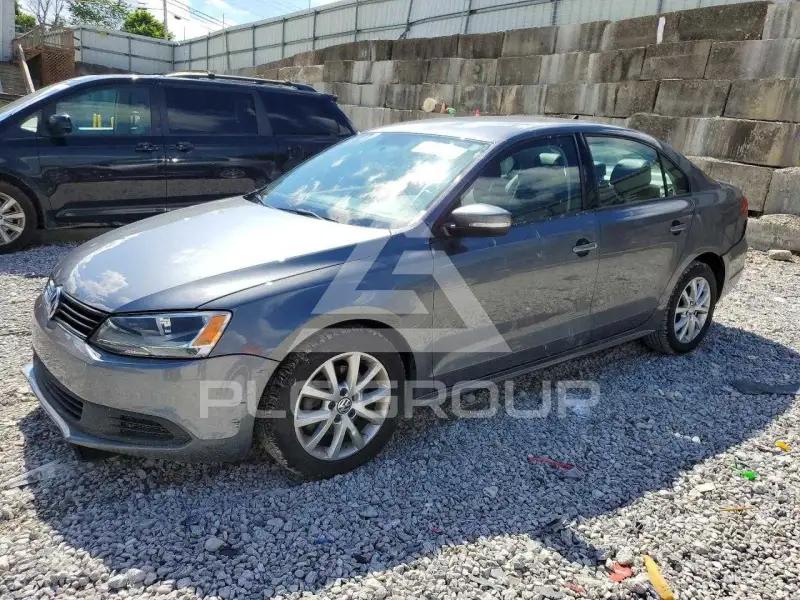 2012 Volkswagen Jetta photo