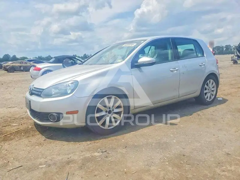 2012 Volkswagen GOLF photo