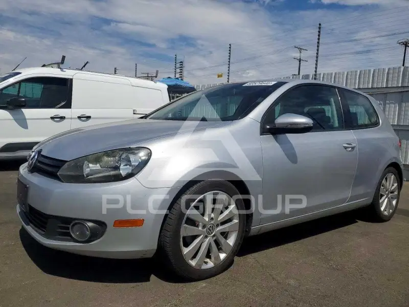 2012 Volkswagen GOLF photo
