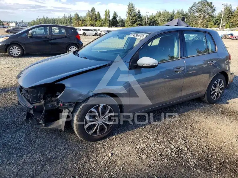 2012 Volkswagen GOLF photo