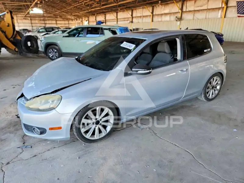 2012 Volkswagen GOLF photo
