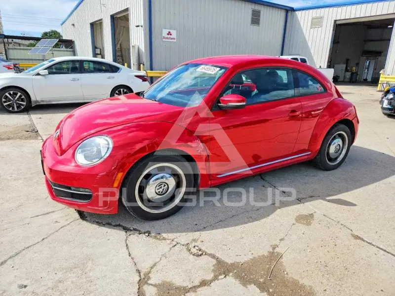 2012 Volkswagen BEETLE фото