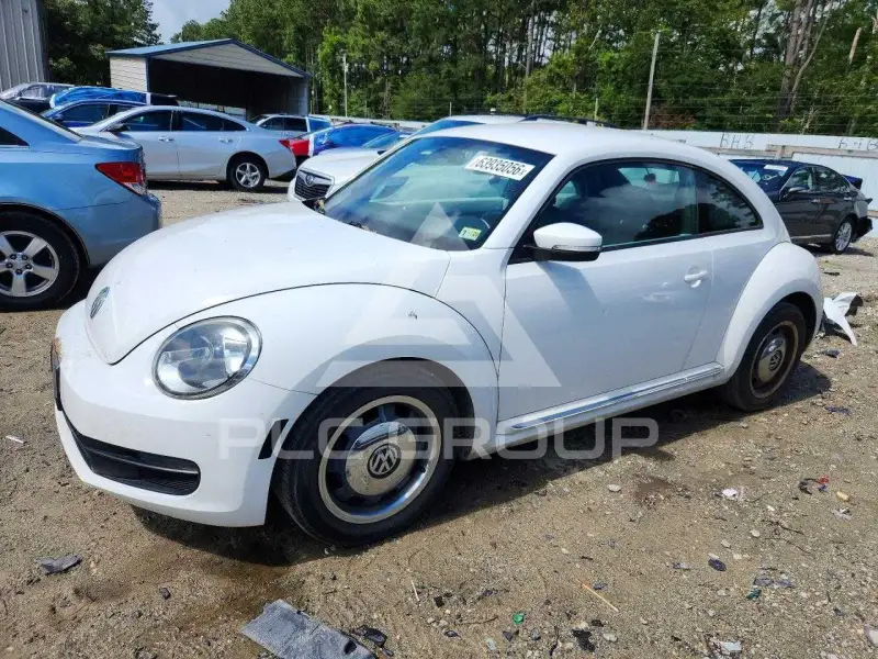 2012 Volkswagen BEETLE фото