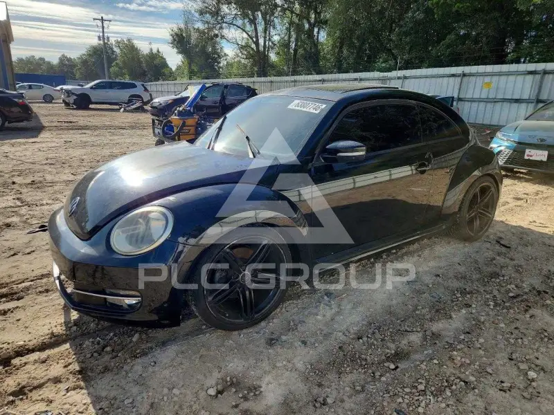 2012 Volkswagen BEETLE фото
