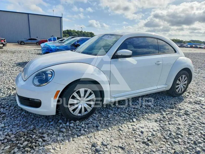 2012 Volkswagen BEETLE фото