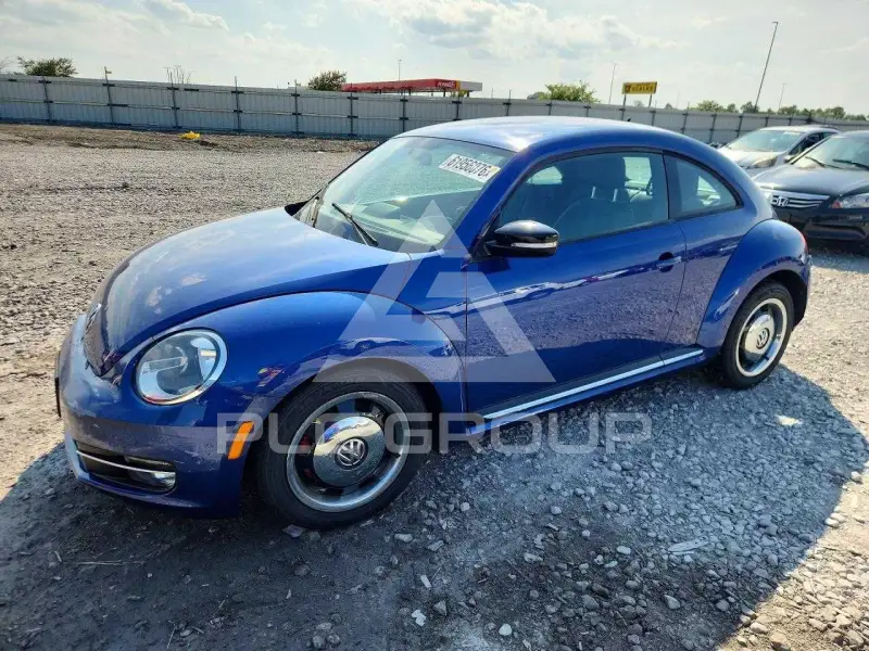 2012 Volkswagen BEETLE фото