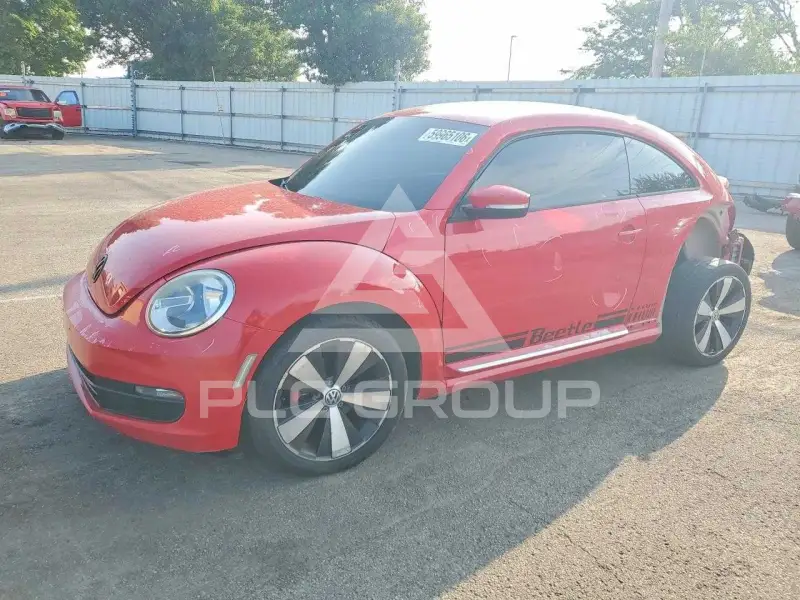 2012 Volkswagen BEETLE фото