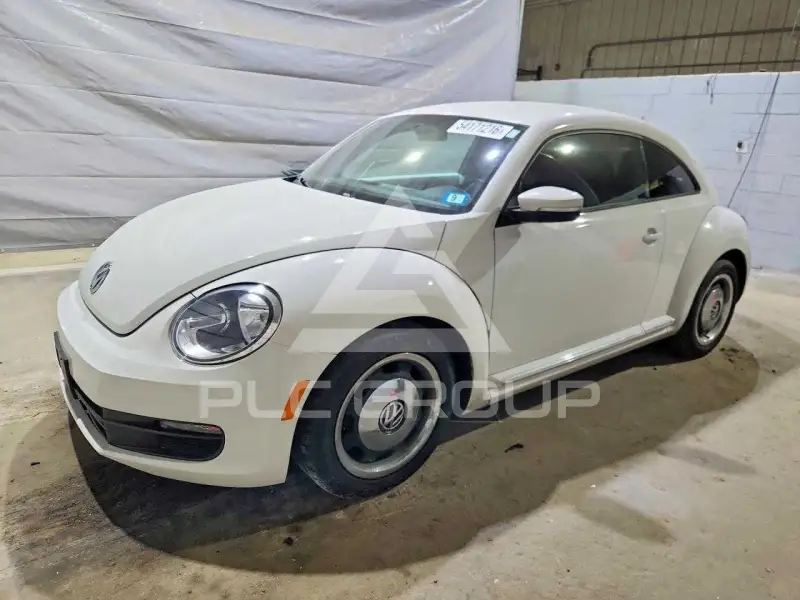 2012 Volkswagen BEETLE фото