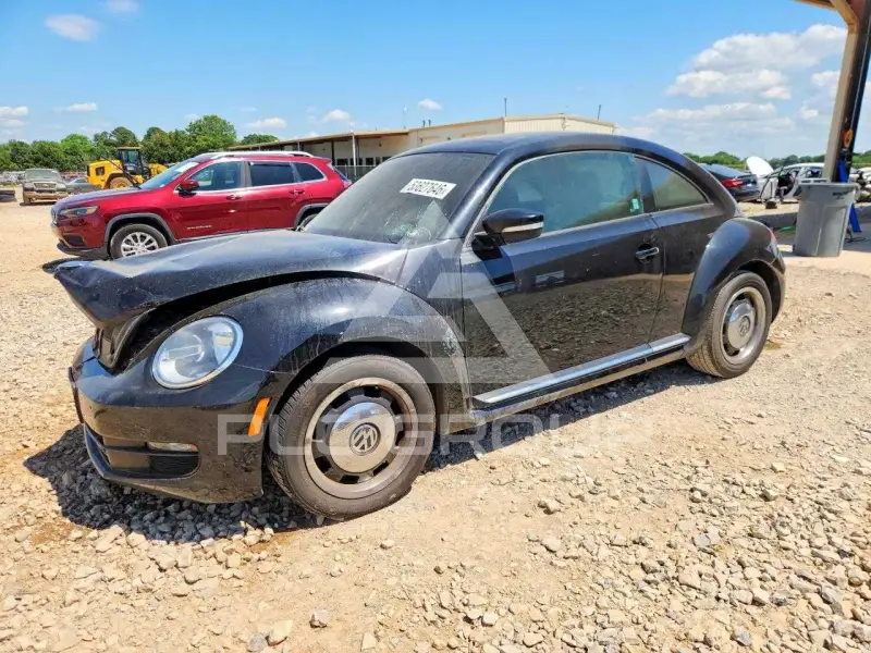2012 Volkswagen BEETLE фото