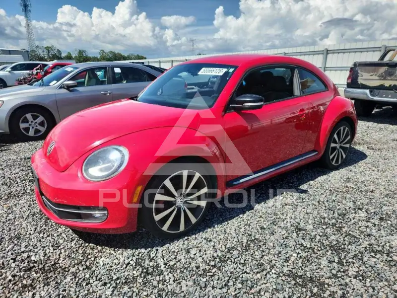 2012 Volkswagen BEETLE фото