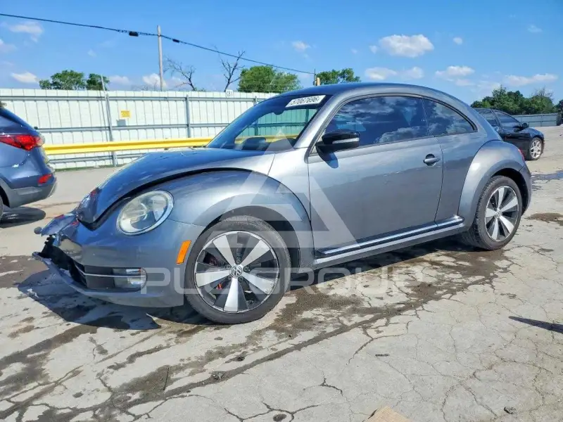 2012 Volkswagen BEETLE фото