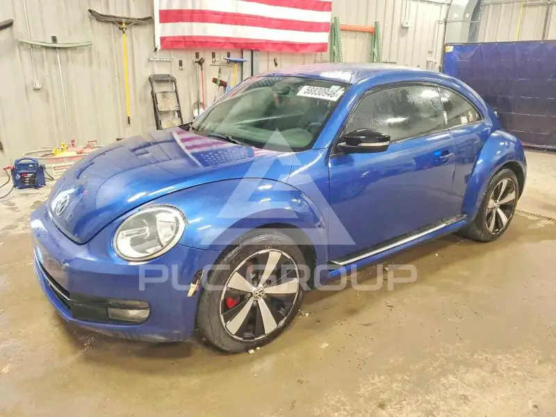 2012 Volkswagen BEETLE photo
