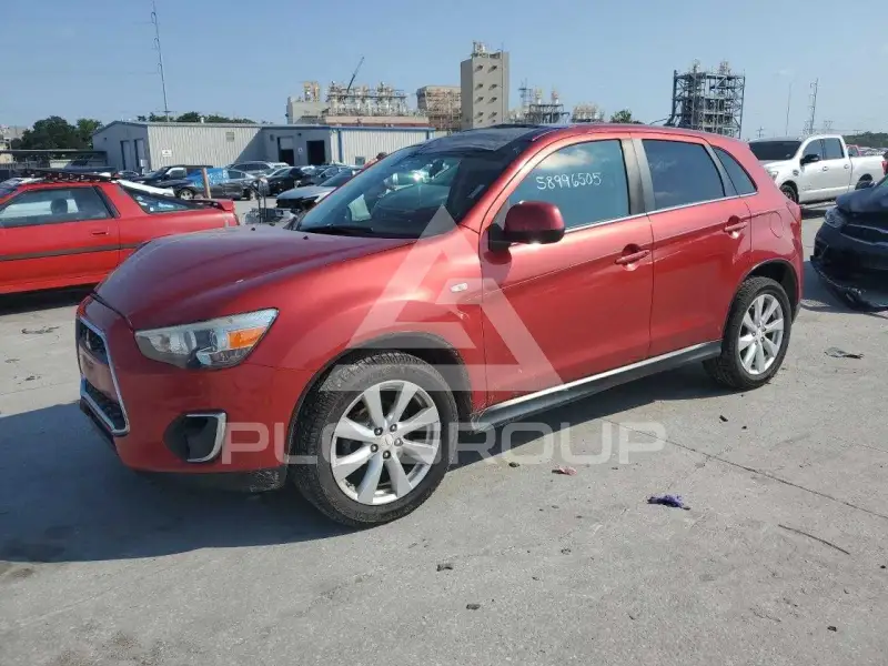 2013 Mitsubishi OUTLANDER фото